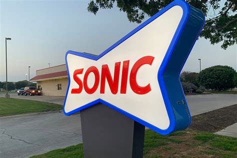 Sonic - Federal Heath