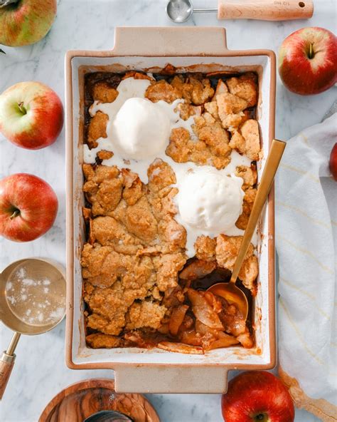 25 Irresistible Apple Desserts – A Couple Cooks