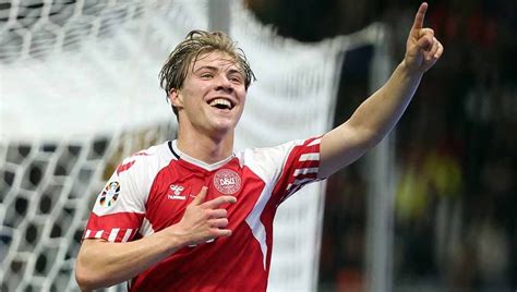 Profil Rasmus Hojlund, The Next Haaland Calon Mesin Gol Manchester ...