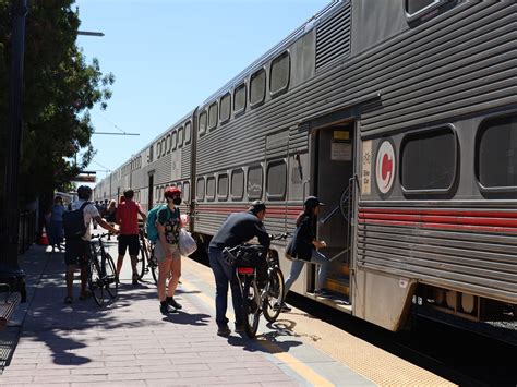 Advanced works at Caltrain stations