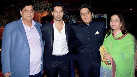 Varun Dhawan Family Photos, Father Mother, Wife, Brother, Age, Height ...