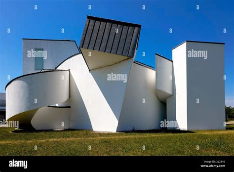 Vitra Design Museum in Vitra Park, architect Frank O. Gehry, Weil am ...