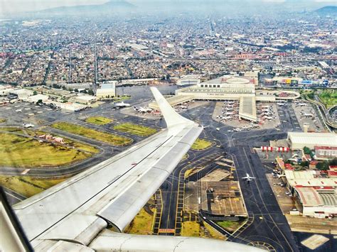 Aeropuerto Internacional Benito Juárez de la Ciudad de México (Terminal ...