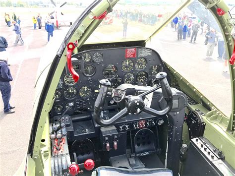 Cockpit view of this Lockheed P-38 Lightning "Tangerine" #44-27083 ...