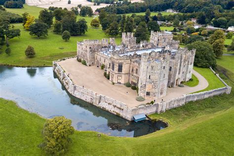 15 Best Castles in England, UK - Road Affair