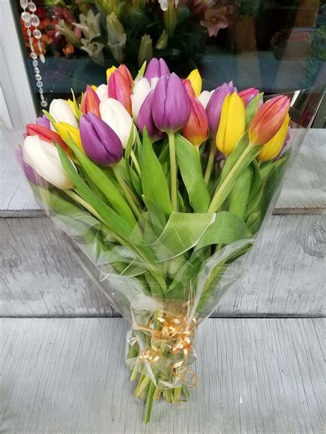 Bouquets with Tulips in Brooklyn, NY | Deja Vu flowers