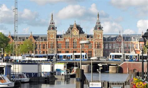 Amsterdam Central Station | donknebel.com