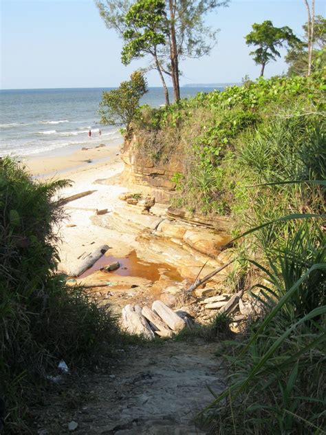 Similajau Beach Bintulu : The short cut way