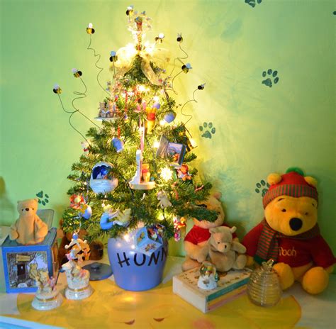 Pin by Calandra Goss on Pooh things | Christmas tree themes, Winnie the ...