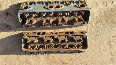 Pair chevy 350 cylinder heads