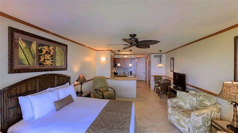 Lahaina Shores Beach Resort 231 - Vacation Rentals | Homes & Hideaways ...