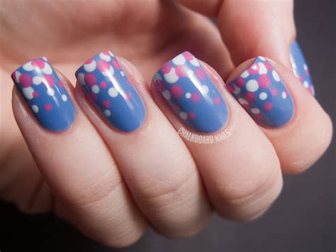 Blue and pink gradient dots (+ Tutorial) | Chalkboard Nails | Phoenix ...