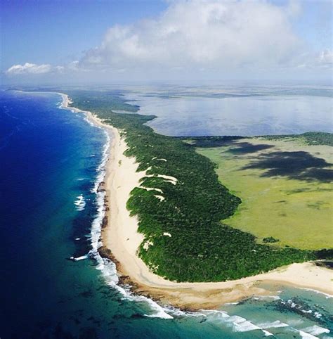 Ponto do Ouro Marine Reserve in Mozambique, Africa | Southern africa ...