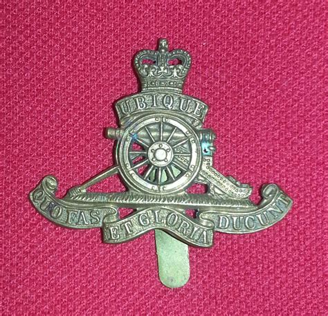 Royal Artillery QC Beret badge | Military insignia, Insignia, Badge