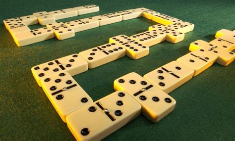 Dominoes Game - Board Match for Free Download