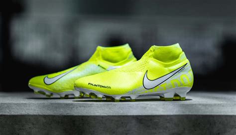 Nike Launch The PhantomVSN "New Lights" Edition - SoccerBible