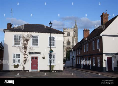 Views of buildings on Rose Street in Wokingham town centre in the UK ...