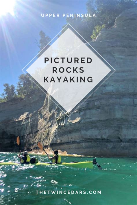 8 Ways to have the Best Pictured Rocks Kayaking tour