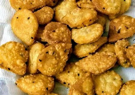 Namkeen as snacks Recipe by Dr. Madhumita Mishra - Cookpad