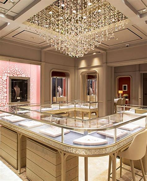 High End Diamond Jewelry Store Display Showcase | Jewelry Showcase ...