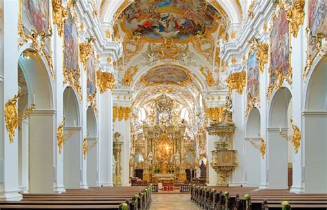 Inside Neuschwanstein Palace - What To See and Do?