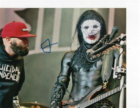 FRED DURST RED HAT LIMP BIZKIT SIGNED 8X10 | Autographia