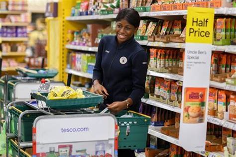 Tesco awards staff biggest pay rise in a decade | News | Retail Week