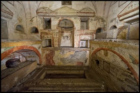 De Vaticaanse Scavi Tour: Bezoek aan de Necropolis van de Sint ...