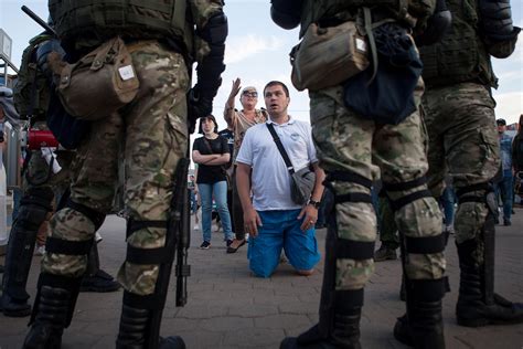 Protests engulf streets in Belarus after contested election | Daily Sabah