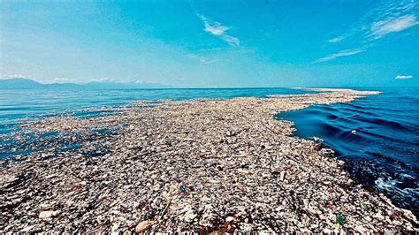 ¿Qué son las islas de plástico y por qué contribuyen al cambio climático?