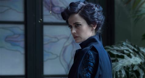 Eva Green Oversees 'Miss Peregrine's Home for Peculiar Children' in New ...