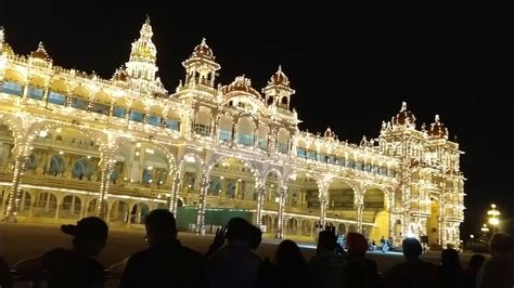 Mysore Palace lighting - lovely! / myLot