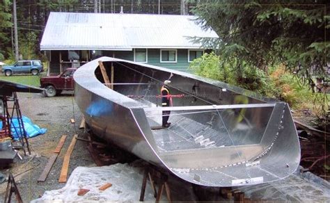 Do-It-Yourself Boat Building | everythingaboutboats.org