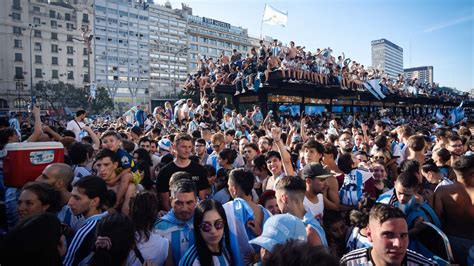 Jubilant scenes in Buenos Aires after Argentina win World Cup | World ...