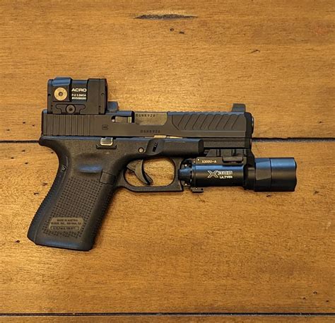 G19 Gen 5, Aimpoint ARCO P2, Maple Leaf Duty Cut, Surefire X300U-A : r ...