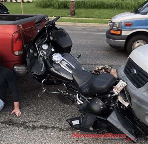 What To Do During A Motorcycle Accident?