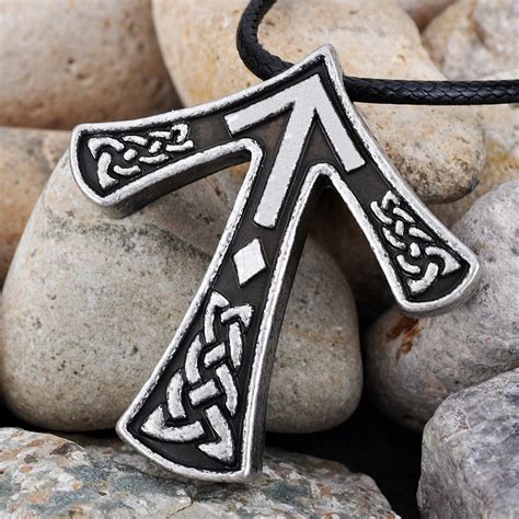 Tyr Rune Pendant Viking Amulet Tiwaz Runes Norse tyr Protection ...