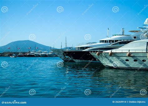 Luxury Yacht in Saint-Tropez Editorial Stock Image - Image of water ...