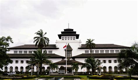 Tracing The Historic Building of Bandung City, Gedung Sate