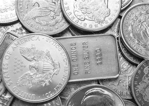 The Price of Silver in 2016 Climbed 15%. Here's Why. | The Motley Fool