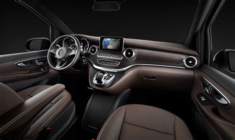 Mercedes-Benz V-Class: Viano replacement interior revealed - Photos (1 ...