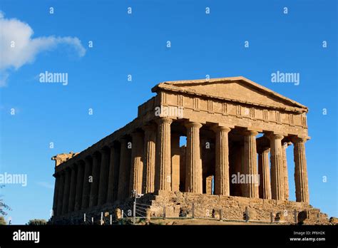 Valley of the Temples, Agrigento Stock Photo - Alamy