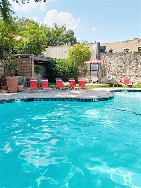 Best Hotel Pools in Austin with Day Passes - The Bella Insider