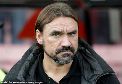 Norwich manager Daniel Farke admits he tried to sign Manchester United ...