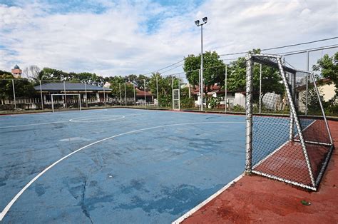 SS4A futsal court gets new fence made of durable net | The Star