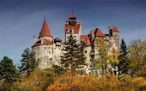 The Origins of Dracula's Castle - Behind The Myth