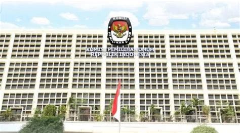 KPU DKI Kembalikan LADK Perbaikan 10 Parpol dan 5 Caleg DPD