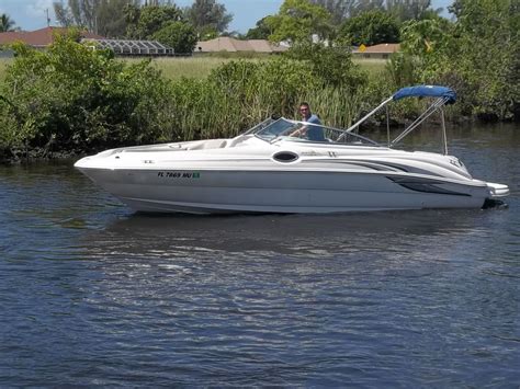 Sea Ray 240 Sundeck 2003 for sale for $1,000 - Boats-from-USA.com