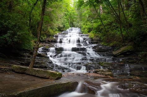 These 17 North Georgia Waterfalls Will Take Your Breath Away | Lake ...