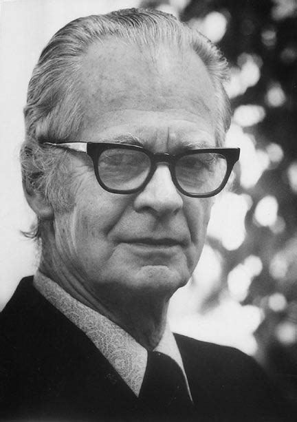 B. F. Skinner~Operant Conditioning - psychoneuron